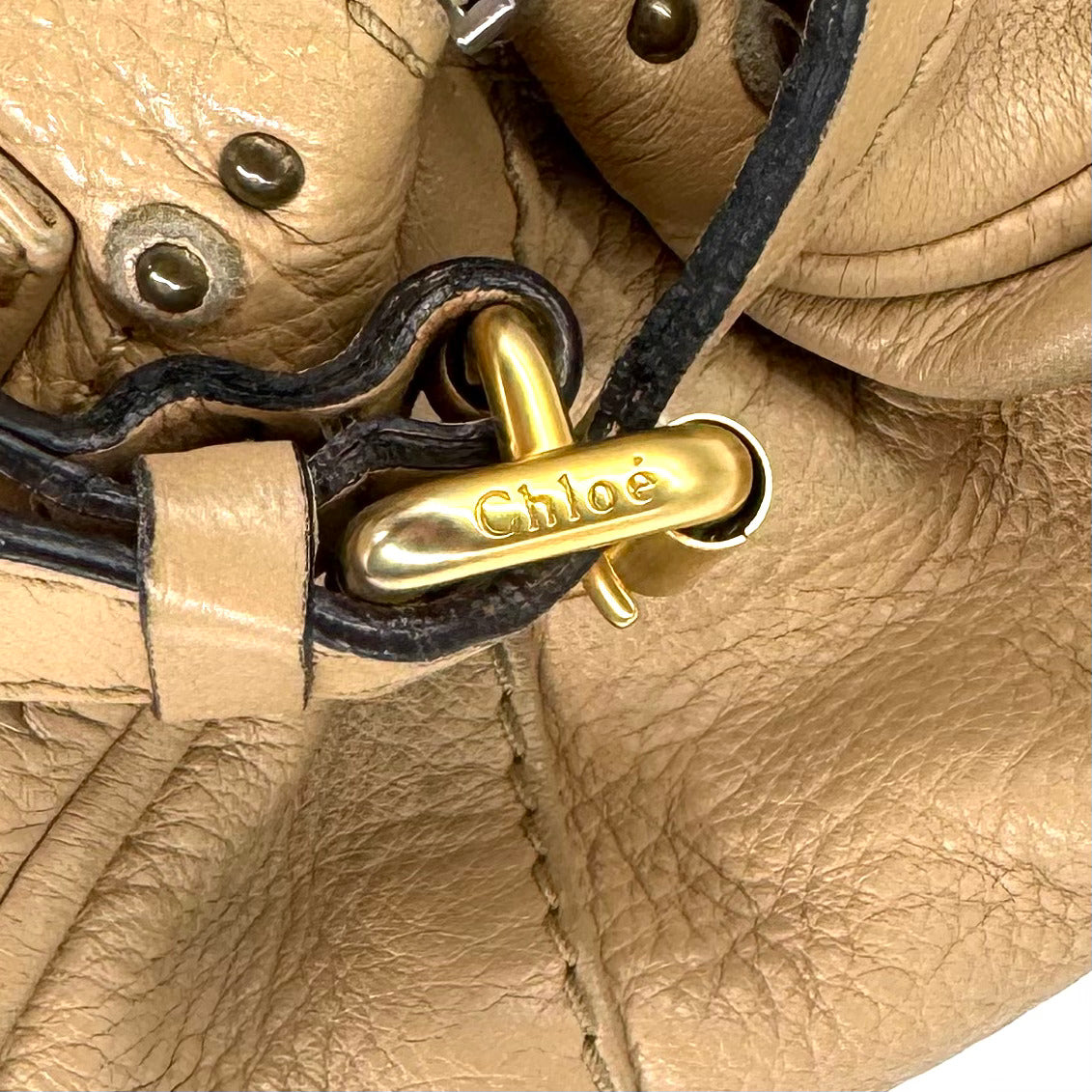 Sac à main Paddington en cuir de veau grainé beige
